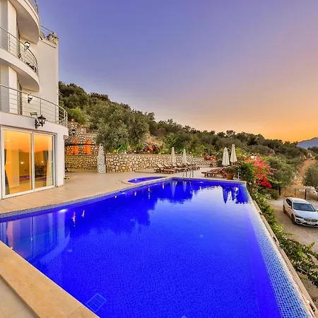 Selimoglu * Kalkan